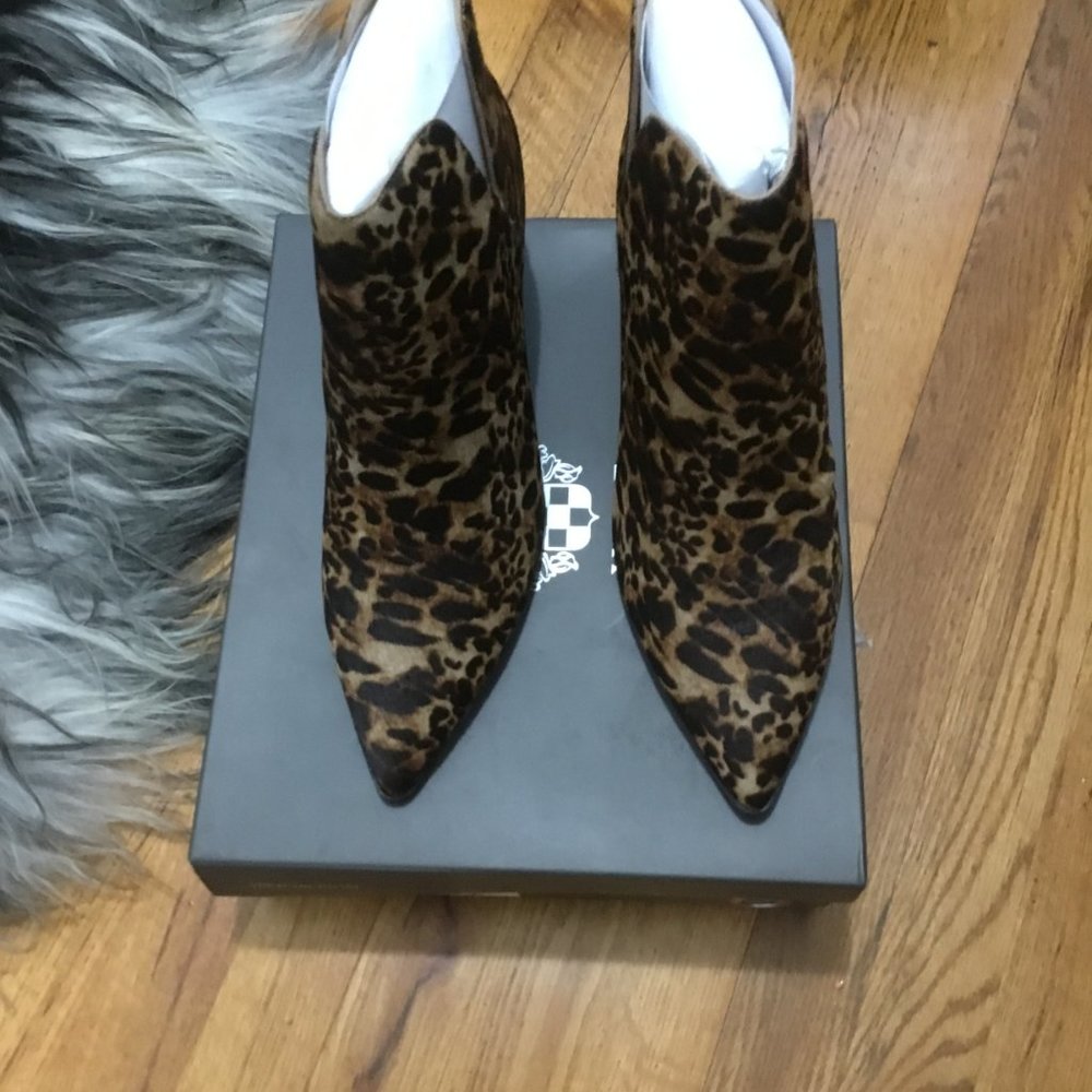 Vince Camuto Calf Hair style Boots size 12 New
